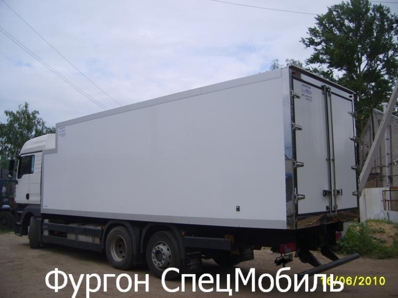 Фургон из сэндвич-панелей MAN